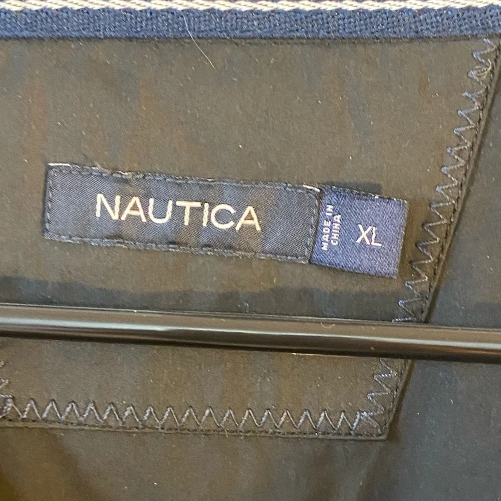 Nautica Black Zip up Windbreaker Jacket, size XL - Picture 3 of 11